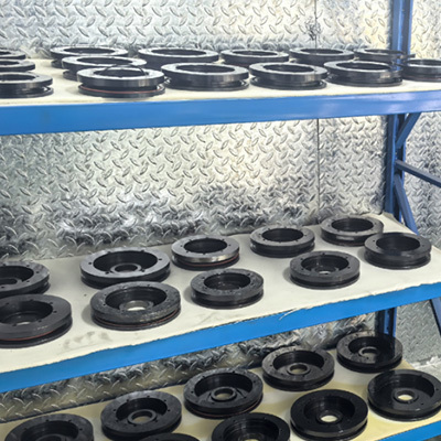 Tooling library for dry gas ring spinning